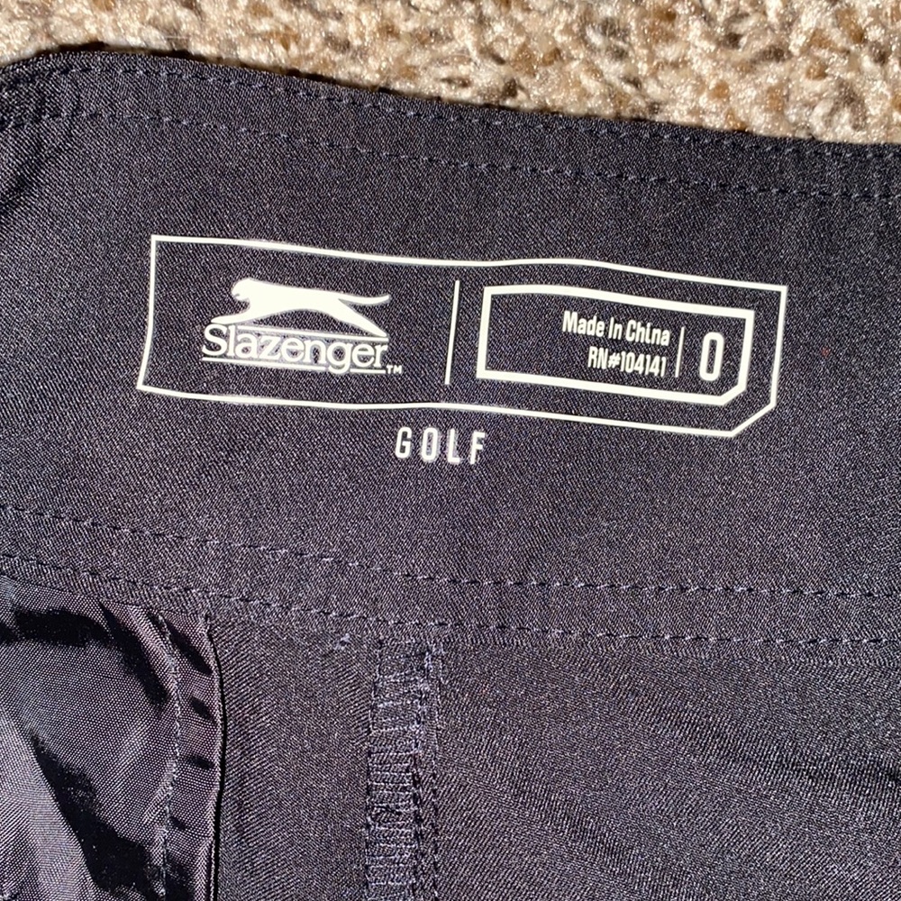 Slazenger women’s golf shorts - Picture 2 of 3